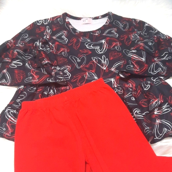 2 Pc Matching Valentines Set - Size 7-8 Ruffle Boutique Set - Color: Red & Black - Picture 6 of 11